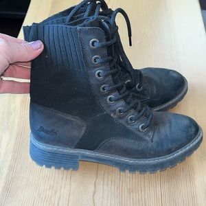 Blowfish black Leather boots size 7.5